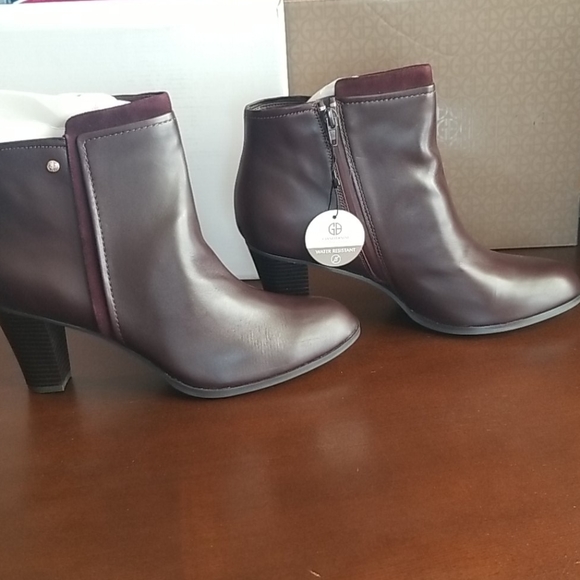 Giani Bernini Bellee booties - Picture 2 of 7